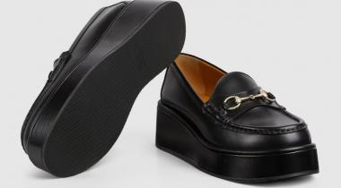 Gucci Horsebit Wedge Platform Loafers Pumps: A Detailed Review